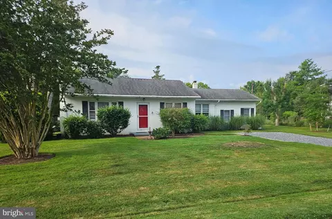 102 Riverview Ave, Oxford, MD 21654