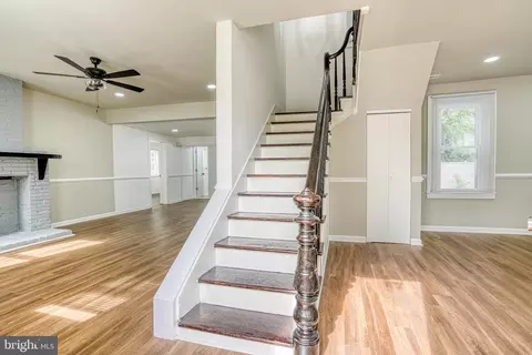 Entry Way - 3970 Main St, Trappe, MD 21673 photo 1 of 2
