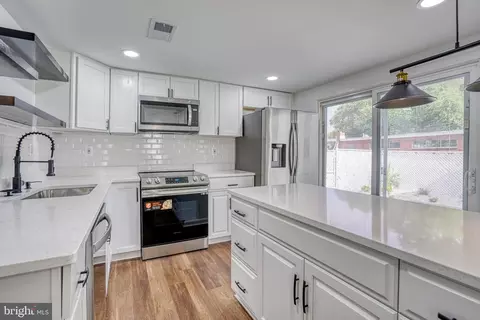 Kitchen - 3970 Main St, Trappe, MD 21673 photo 3 of 3