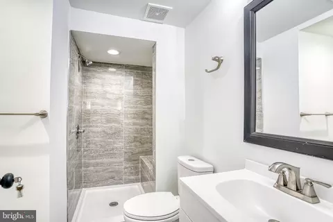 Bath - 3970 Main St, Trappe, MD 21673 photo 1 of 4