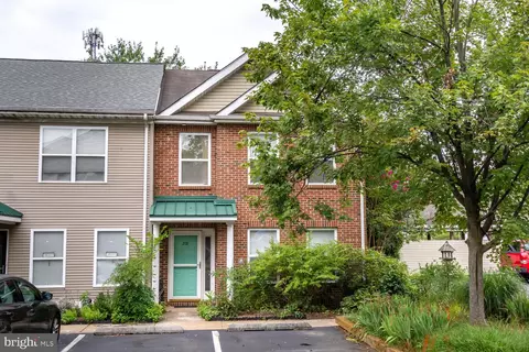 510 Brookletts Ave #201, Easton, MD 21601