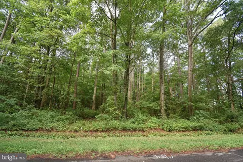 Kemps Lane, Mcdaniel, MD 21647