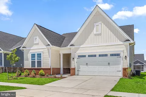 1652 Lake Placid Dr, Trappe, MD 21673