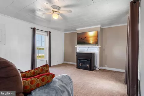 Living - 4912 Bar Neck Rd, Tilghman, MD 21671 photo 3 of 3