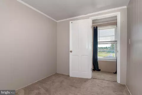Bedroom - 4912 Bar Neck Rd, Tilghman, MD 21671 photo 3 of 8