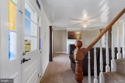Entry Way - 4912 Bar Neck Rd, Tilghman, MD 21671 photo 2 of 3