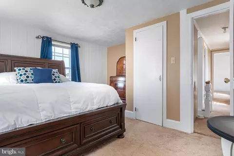 Bedroom - 4912 Bar Neck Rd, Tilghman, MD 21671 photo 5 of 8