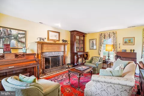 Living - 4500 Grove Rd, Trappe, MD 21673 photo 7 of 7