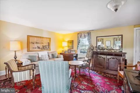 Living - 4500 Grove Rd, Trappe, MD 21673 photo 5 of 7
