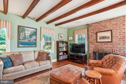 Living - 4500 Grove Rd, Trappe, MD 21673 photo 2 of 7