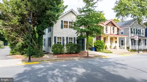 33 S Harrison St, Easton, MD 21601