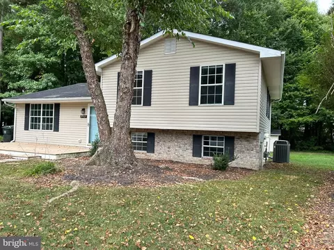 29513 Nancy St, Easton, MD 21601