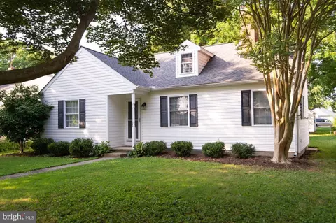 13 Plum St, Easton, MD 21601