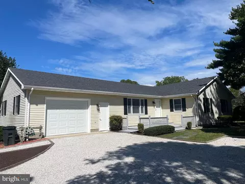 110 Bonfield Ave, Oxford, MD 21654