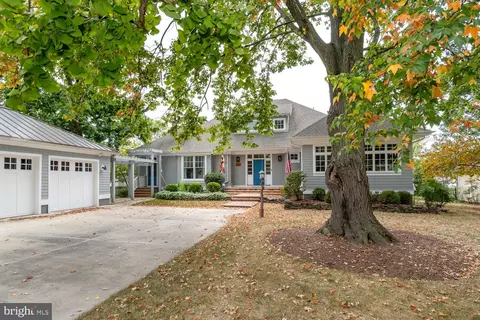 107 First St, Oxford, MD 21654