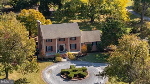 6143 Canterbury Dr, Easton, MD 21601