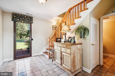 Entry Way - 7130 Cooper Point Rd, Bozman, MD 21612 photo 1 of 4