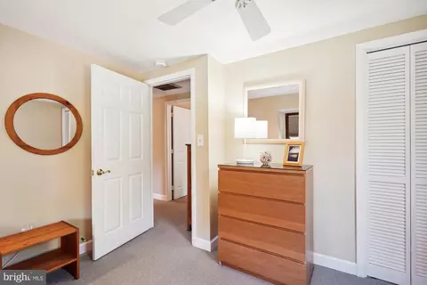 Bedroom - 7130 Cooper Point Rd, Bozman, MD 21612 photo 11 of 14