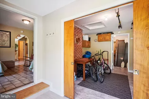 Entry Way - 7130 Cooper Point Rd, Bozman, MD 21612 photo 4 of 4