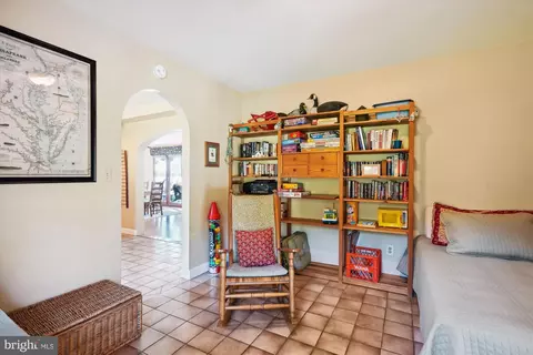 Bedroom - 7130 Cooper Point Rd, Bozman, MD 21612 photo 1 of 14