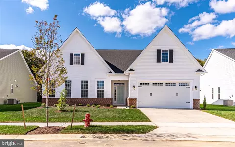 1534 Lake Tahoe Dr, Trappe, MD 21673