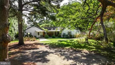 7225 Cooper Point Rd, Bozman, MD 21612