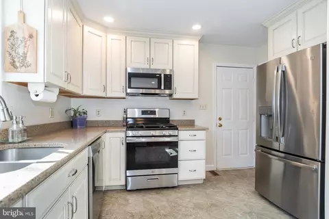 Kitchen - 5600 Marlan Dr, Trappe, MD 21673 photo 2 of 3