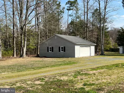 Exterior - 9725 Tilghman Island Rd, Mcdaniel, MD 21647 photo 4 of 5