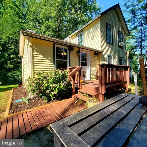 21360 Phillips Rd, Tilghman, MD 21671