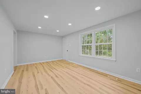 9656 Macks Ln, Mcdaniel, MD 21647 photo 8