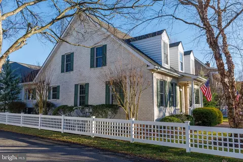 28637 Hope Cir, Easton, MD 21601