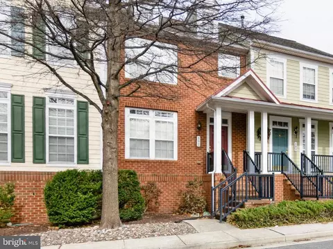300 Dixon St #102, Easton, MD 21601