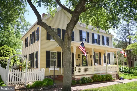 104 Mulberry St, Saint Michaels, MD 21663