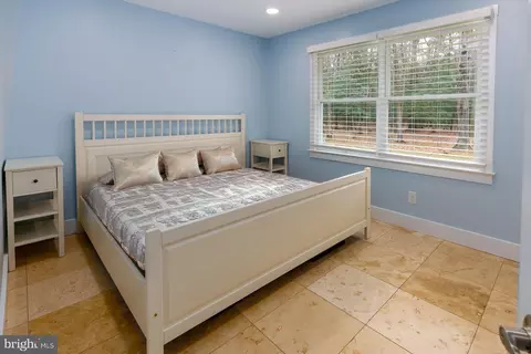 Bedroom - 9072 New Rd, Mcdaniel, MD 21647 photo 1 of 1