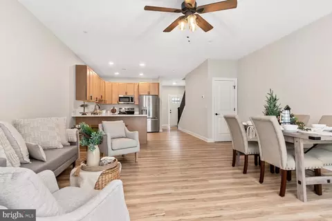 Entry Way - 1203 Broad Leaf Ct, Trappe, MD 21673 photo 5 of 7