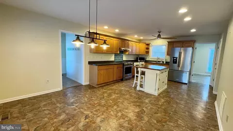 Entry Way - 5528 Marlan Dr, Trappe, MD 21673 photo 3 of 9