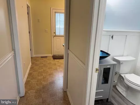 Entry Way - 5528 Marlan Dr, Trappe, MD 21673 photo 7 of 9