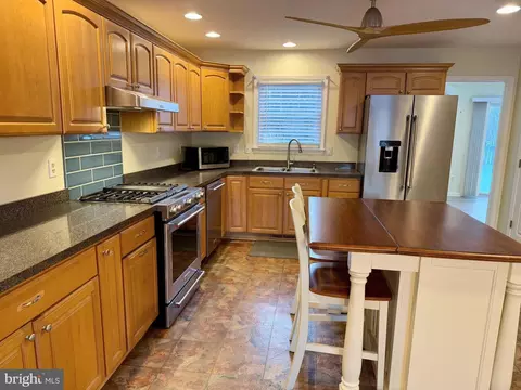 Kitchen - 5528 Marlan Dr, Trappe, MD 21673 photo 1 of 2