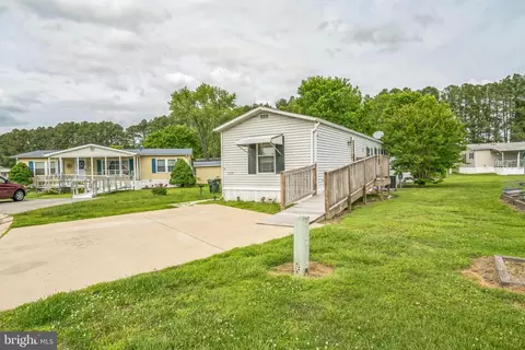 12 Curzon Ct, Easton, MD 21601