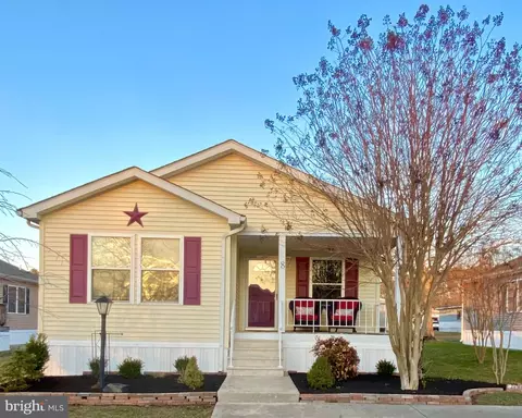 8 Park Ln, Easton, MD 21601