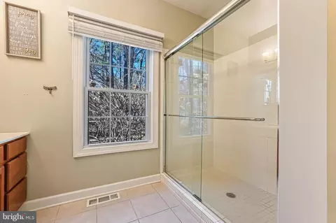 Bath - 23203 Stewart Way, Mcdaniel, MD 21647 photo 2 of 3