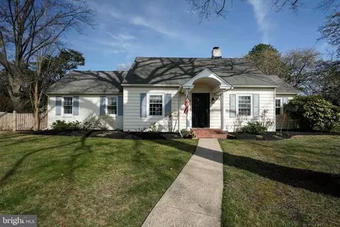 702 S Aurora St, Easton, MD 21601