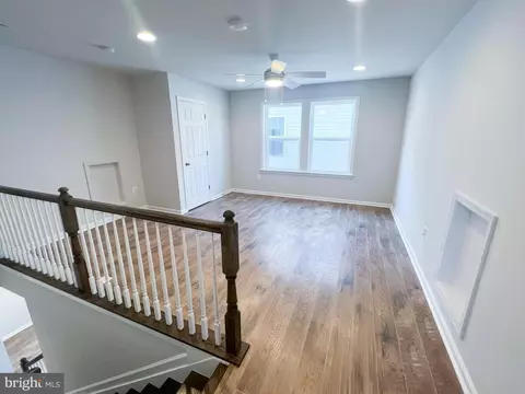 Living - 1015 Champlain Ct, Trappe, MD 21673 photo 2 of 2