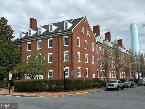 117 E Dover St #206, Easton, MD 21601