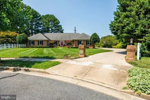 4 Oxford Ct, Easton, MD 21601