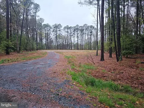 Holly Woods Road, Sherwood, MD 21665
