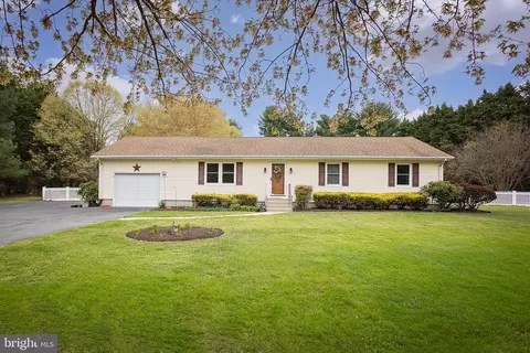 27564 Saint Michaels Rd, Easton, MD 21601