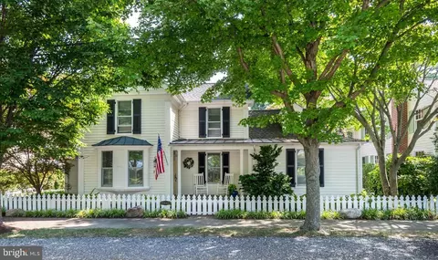 213 S Morris St, Oxford, MD 21654