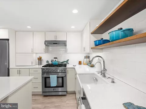 Kitchen - 7392 Back St, Newcomb, MD 21653 photo 4 of 7