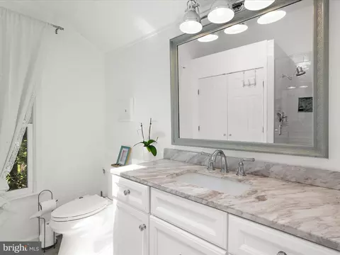 Bath - 7392 Back St, Newcomb, MD 21653 photo 5 of 7